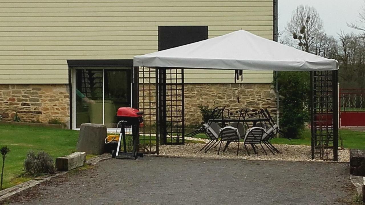 Gite Des Peupliers Girondelle Exterior foto